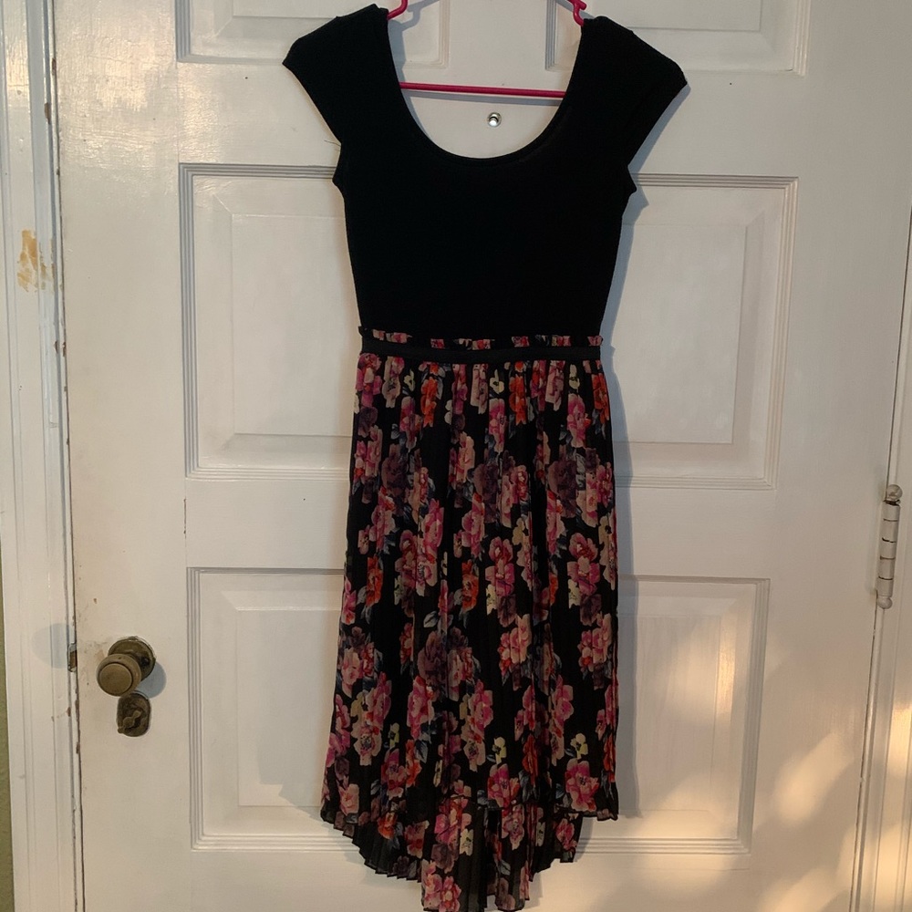 Xhilaration Floral Hi-Lo Cap Sleeve Dress XS